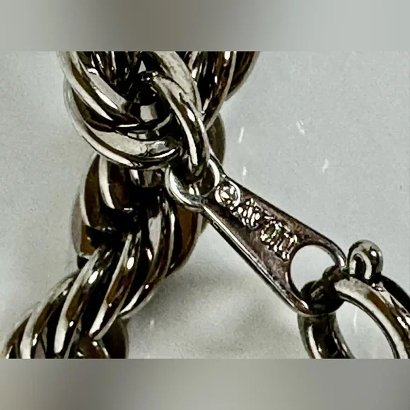 Vintage Avon Silver-tone Twisted Rope Chain Necklace, 23” Signed #1511 - Picture 7 of 9